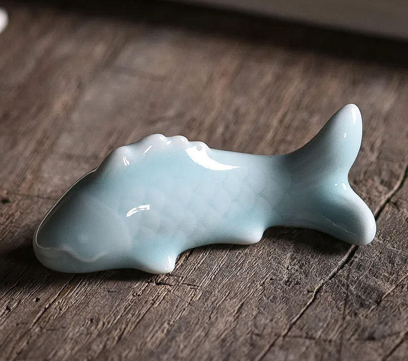 Celadon Koi Pen Holder Multi functional Small Pen Stand Creative Small Pen Stop Pen Mountain Student Desktop Exquisite Ornament - Image 3